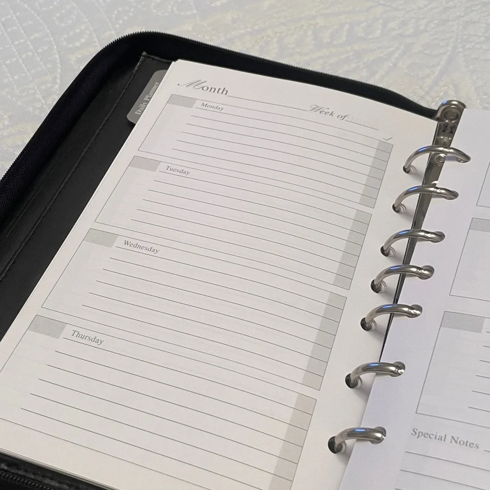 MUNDI Black Zip Planner Business Organizer Agenda Tracker Ring Binder Zip Book